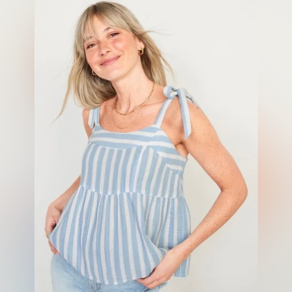 Old Navy light blue and white tied up strap tank top shirt.